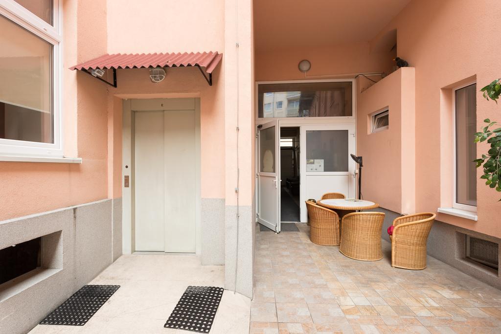 Margareten Long Stay Apartments Vienna Exterior photo