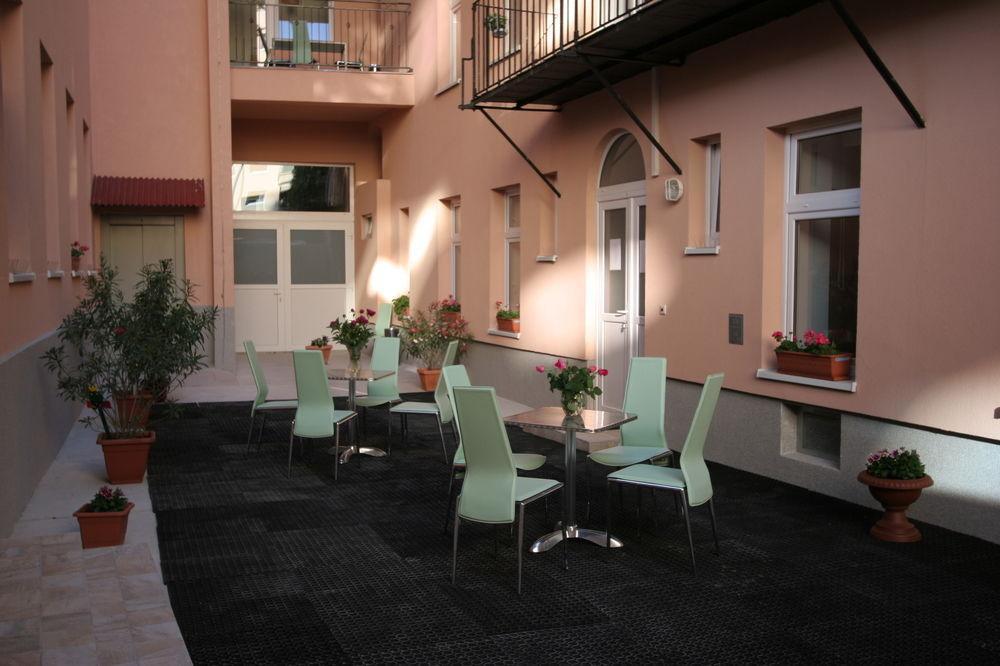 Margareten Long Stay Apartments Vienna Exterior photo