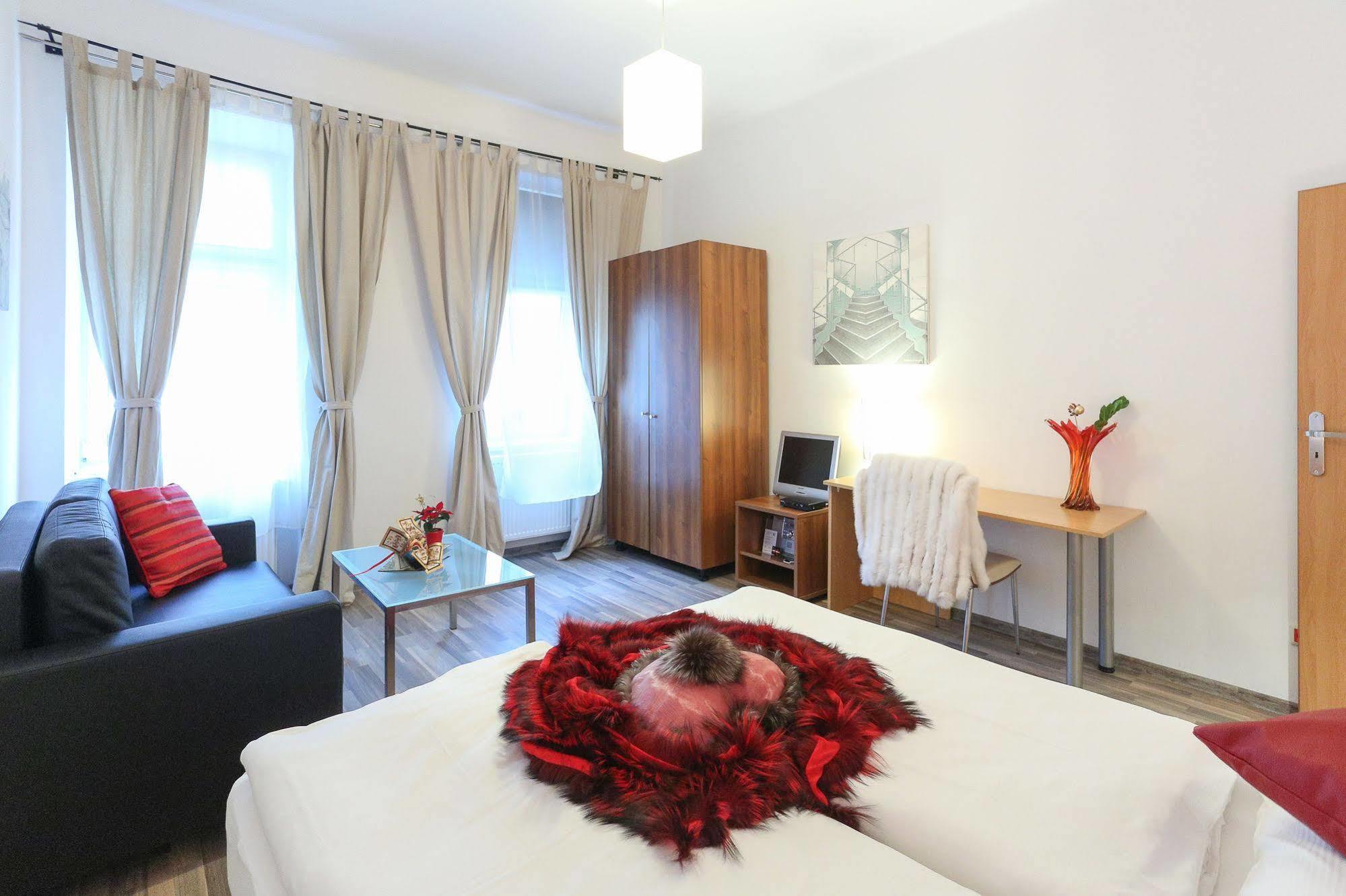 Margareten Long Stay Apartments Vienna Exterior photo