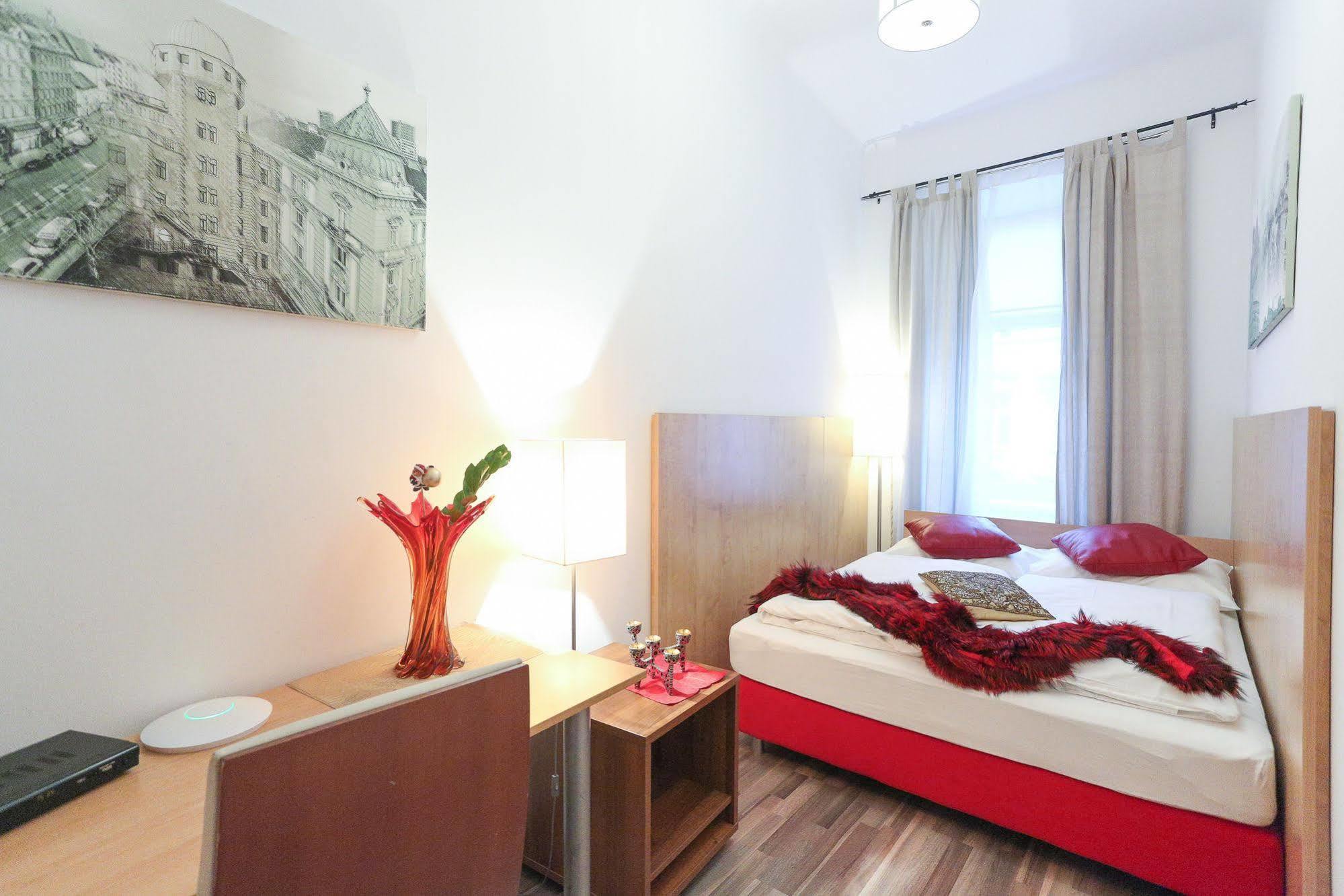 Margareten Long Stay Apartments Vienna Exterior photo